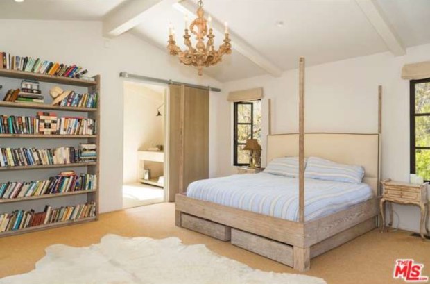 ISp128ddwhueyz0000000000